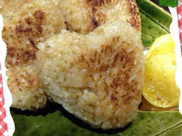 焼おにぎり 発芽玄米で絶品 レシピ 作り方 By Kazupipi クックパッド