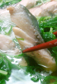 鯖好きさんへ♬鯖と水菜の超簡単はりはり鍋