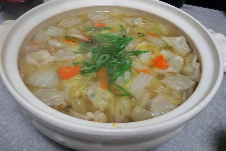 〆はラーメンで決まり 餃子鍋 レシピ 作り方 By ｔｕｋ クックパッド 簡単おいしいみんなのレシピが352万品