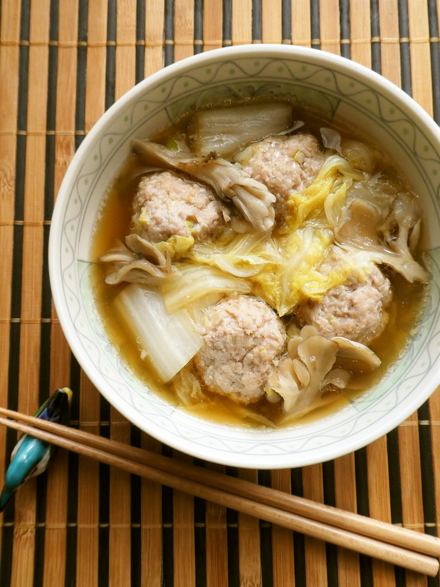 温まる～♪簡単肉団子と白菜の中華スープ煮の画像