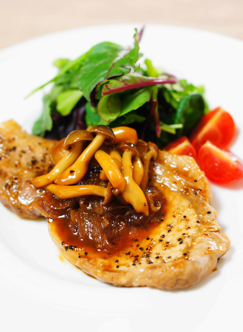 キャラメルオニオンポークチョップの簡単レシピ