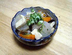 高野豆腐と野菜の煮物の画像