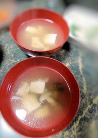 凍み豆腐と椎茸のスープ