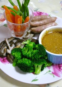 ブロッコリーと野菜の味噌ディップ