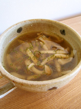 きのこだけ!のコンソメスープ