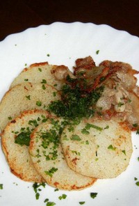 山芋と豚バラ肉のバター焼き