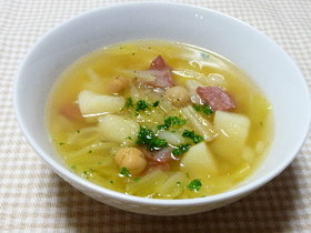 じゃがいもとひよこ豆のスペイン風スープ