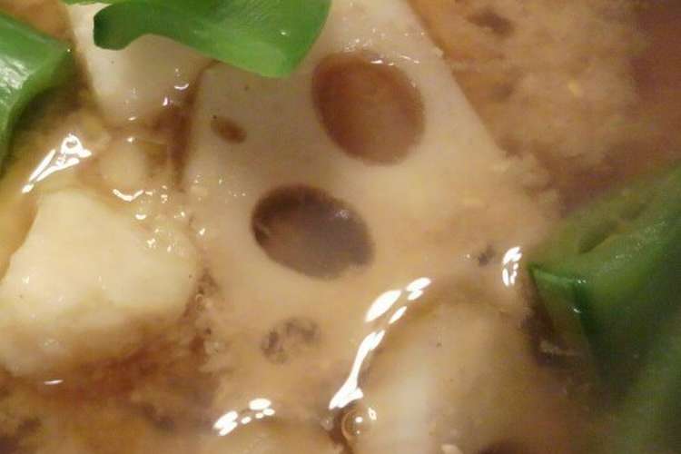 里芋と蓮根のお味噌汁 レシピ 作り方 By すずらん5535 クックパッド 簡単おいしいみんなのレシピが351万品