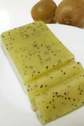 簡単おせち★お正月にキウイの寒天ゼリー