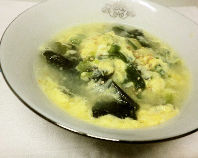 調味料不要の簡単「卵スープ」の画像