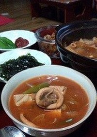 韓国のウマ辛料理　　イカのチゲ