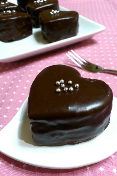 バレンタインに♡ハートのプチチョコケーキの画像