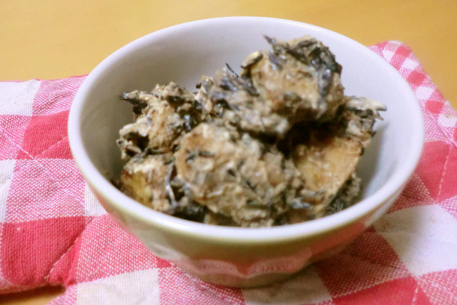 里芋とひじきの味噌炒め＆マヨサラダの画像