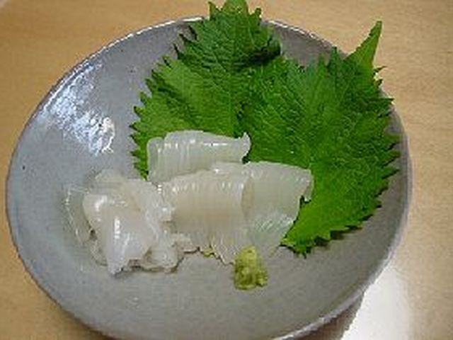 自分で造るイカのお刺身 レシピ 作り方 By Miyakko クックパッド 簡単おいしいみんなのレシピが360万品