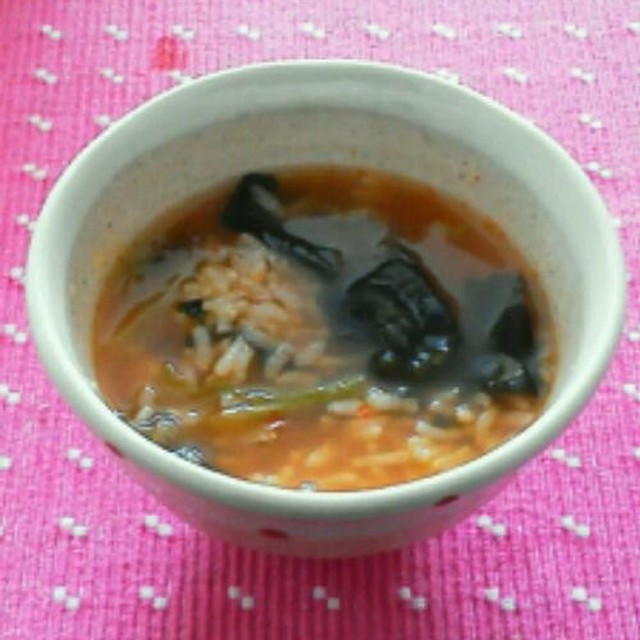 簡単ピリ辛雑炊 レシピ 作り方 By なころじすと クックパッド 簡単おいしいみんなのレシピが353万品