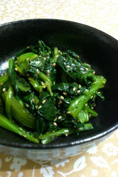 簡単一品＊栄養満点な小松菜のナムルの写真