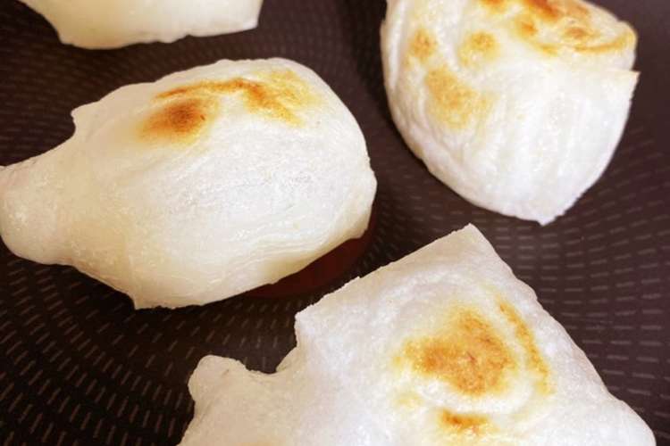 フライパンでこんがり焼き餅 レシピ 作り方 By Maimaiまま クックパッド 簡単おいしいみんなのレシピが352万品