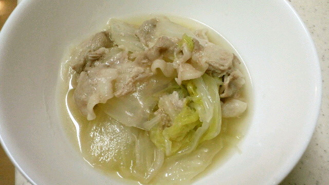 ウェイパーで☆豚肉、白菜の食べるスープの画像