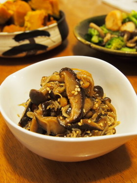 *ご飯のお供!きのことじゃこの佃煮*