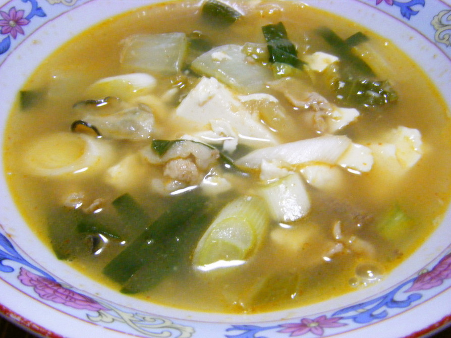 豆腐チゲ風☆具だくさん唐辛子のスープの画像