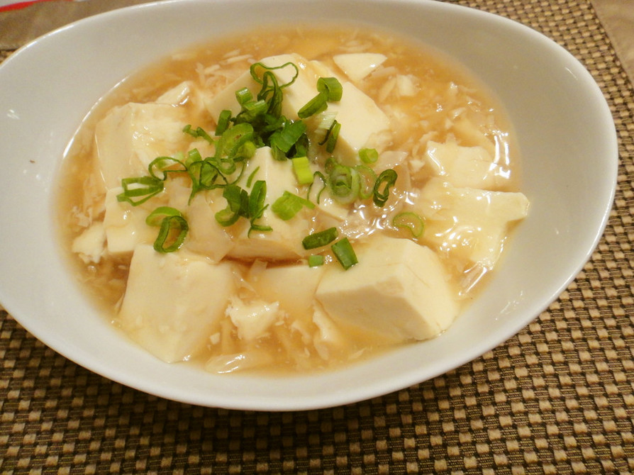 優しい味の豆腐の湯葉あんかけの画像