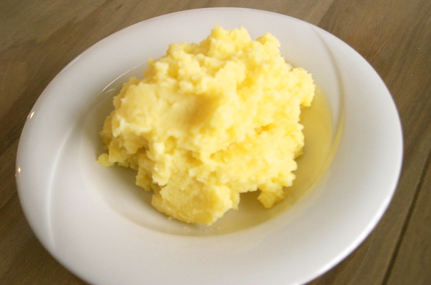 たっぷりマッシュポテトエッグロールのレシピ