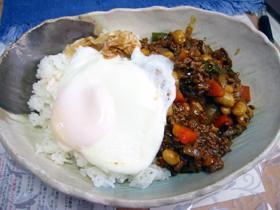 簡単!早ウマ『ドライカレー』