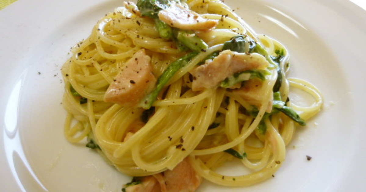 簡単よ サーモンとほうれんそうのパスタ レシピ 作り方 By さにパン クックパッド 簡単おいしいみんなのレシピが360万品