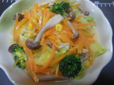 蒸しキャベツの…コーンスープ・野菜餡かけの写真