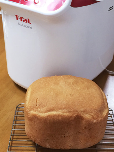 ティファールHB☆シンプル1斤食パンの写真