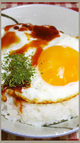 な~に~?卵しか無い?じゃあ貧乏飯だ!