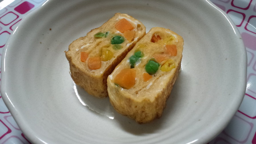 お弁当の彩りに☆コンソメ味の卵焼きの画像
