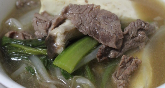 牛肉セロリもやしの中国風具だくさんスープ by 白雲堂 【クックパッド】 簡単おいしいみんなのレシピが347万品