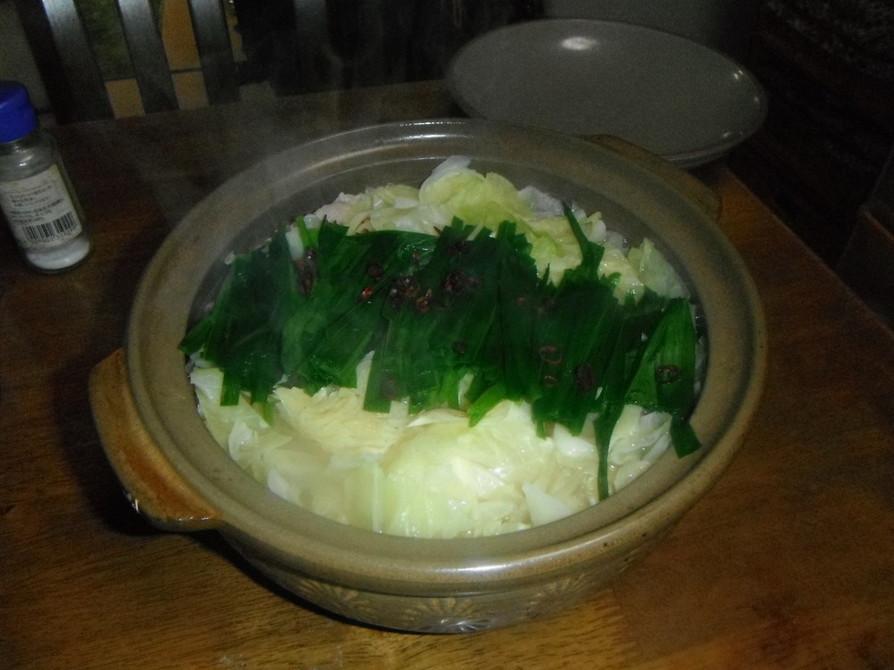 豚キャベツ鍋（モツ鍋風）の画像