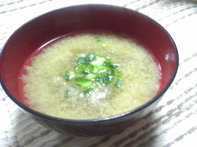 大根おろし入り☆とろろ昆布の味噌汁