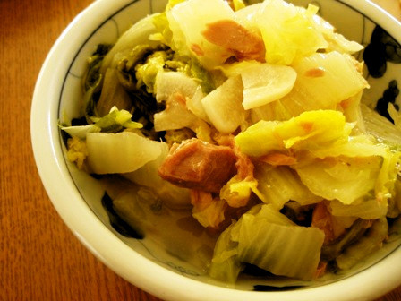 白菜とにんにくのツナ煮の画像