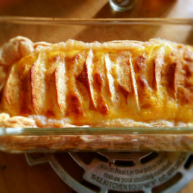 冷凍パイシートで超簡単‼卵風味の林檎パイの写真