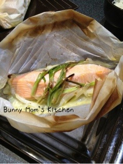 簡単美味しい★鮭と玉ねぎの奉書包み焼き風の写真