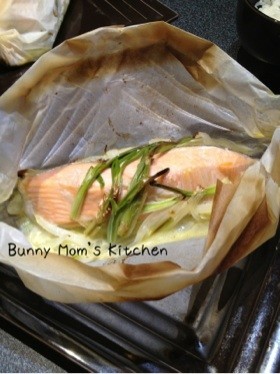 簡単美味しい★鮭と玉ねぎの奉書包み焼き風の画像