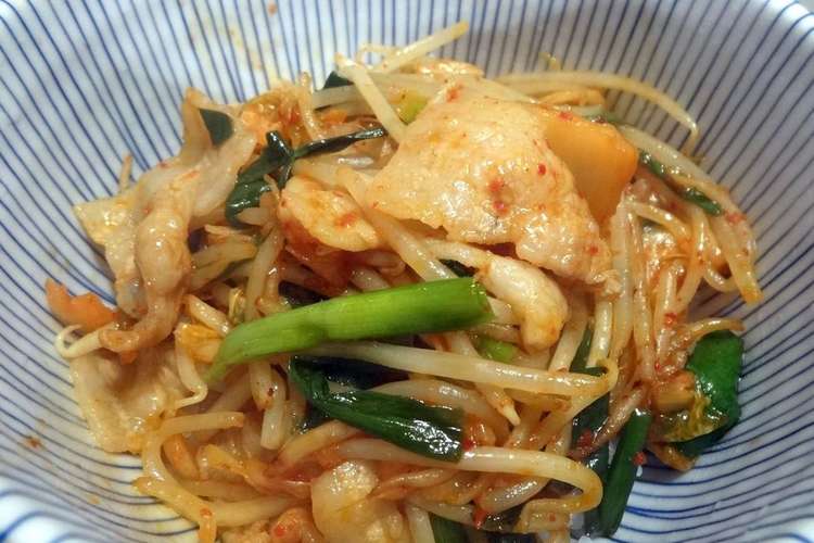 簡単豚キムチ丼 レシピ 作り方 By Goldenlion クックパッド 簡単おいしいみんなのレシピが366万品