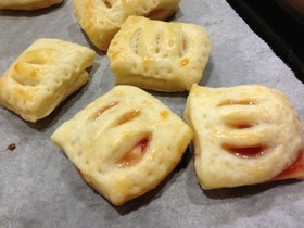 春色!簡単いちごパイ