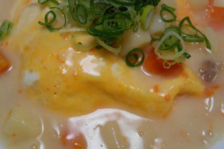 残ったシチューでオムシチューライス レシピ 作り方 By はなおじさん クックパッド 簡単おいしいみんなのレシピが354万品