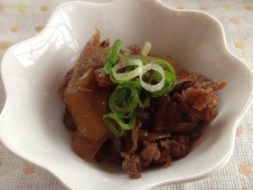 ごぼうと牛肉の甘辛煮