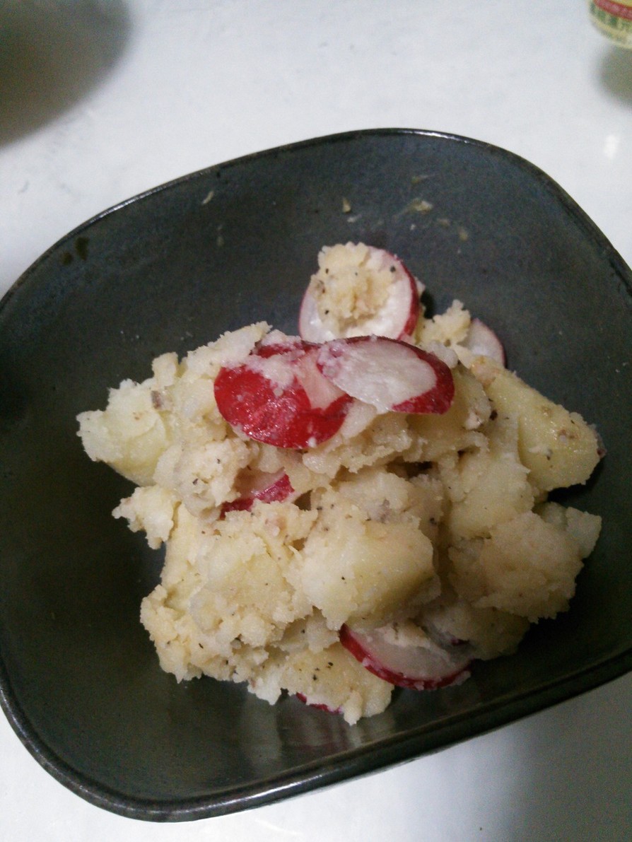 アンチョビ風味のポテトサラダの画像