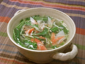 カニカマと水菜のスープ✿ごま油で風味よく