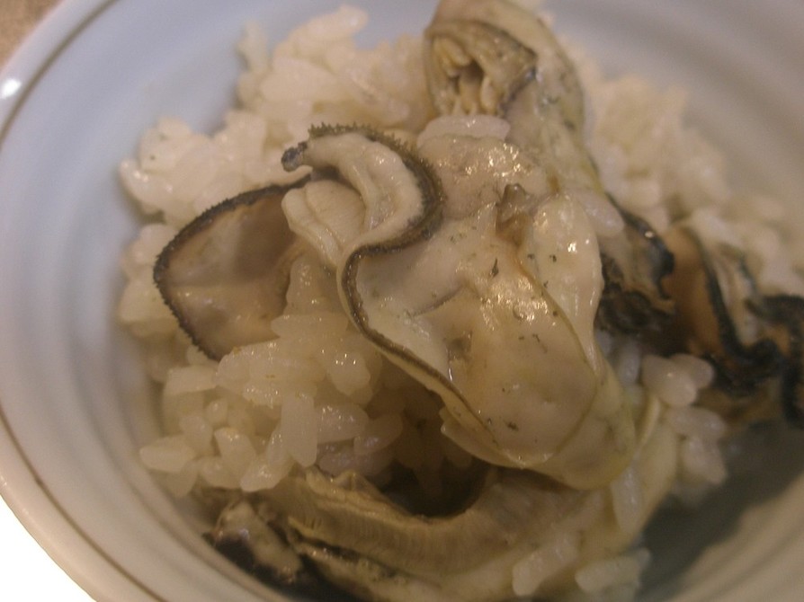 簡単にプリップリ、牡蠣飯の画像