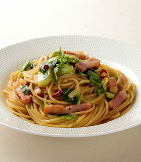 キャベツとベーコンのぽんパスタ