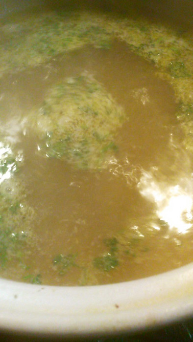 アンチョビ・ガーリック鍋のスープの写真