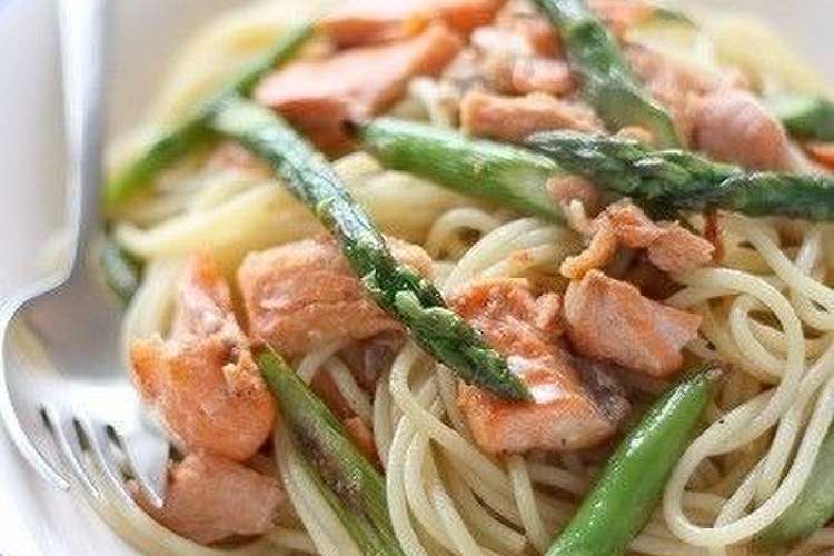 サーモンとアスパラのバター醤油パスタ レシピ 作り方 By Kt121 クックパッド 簡単おいしいみんなのレシピが352万品