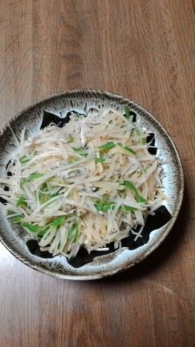 ジャガイモピーマン炒め